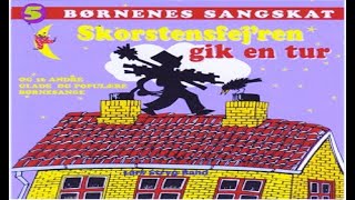 Skorstensfejeren gik en tur  Børnenes Sangskat  vol12 mLars Stryg Band [upl. by Moersch]