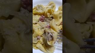 Tortellini ripieni ai funghi porcini conditi con un soffritto di cipolla e vari salumi a pezzetti [upl. by Viveca]