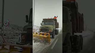 Danke Jahangerwinterdienstbilder winterdienst winter schnee lkw schneepflug streusalz [upl. by O'Carroll847]