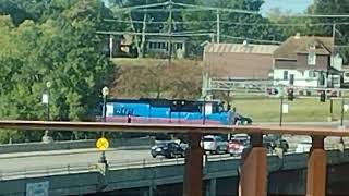 A Design Outbound Metra Train in Elgin IL [upl. by Eniamrahs]