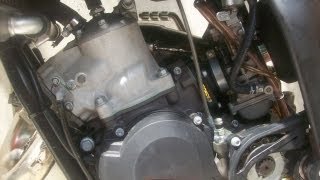 Tech Tip 3 Come smontare il carburatore  How to disassemble the carburetor [upl. by Kirtley]