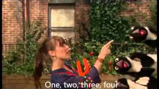 Feist on Sesame Street 1234 Counting to the number four with lyrics [upl. by Ondrej891]