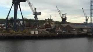 A trip down the Tyne on the quotSand Weaverquot 2006 [upl. by Ydnor965]