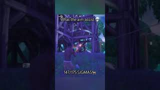 Aim assist is lowkey broken💀fortnite gaming fortniteclips fortnitememes [upl. by Dannon]