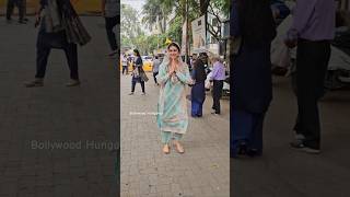 🙏 nimratkaur visits gurudwara on occasion of gurunanakjayanti shorts [upl. by Farlay]