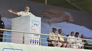 PM Modis address at the launch of the Ujjwala Yojana in Balia Uttar Pradesh [upl. by Nell588]