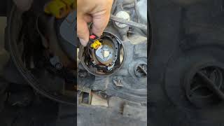 How to replace a headlight bulb in a Kenworth T680 kenworth headlight replaceheadlight [upl. by Ayanet]