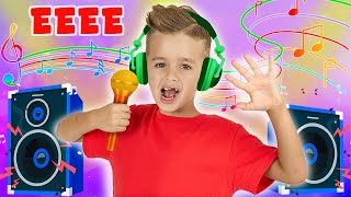 Niki  Eeee song  Kids music [upl. by Roseline]