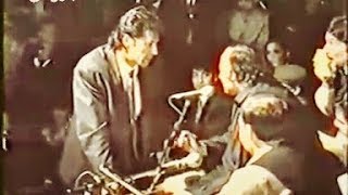 Rare Footage of Imran Khan Requesting Ustaad Nusrat Fateh Ali Khan for quotAli Da Malangquot [upl. by Stead]