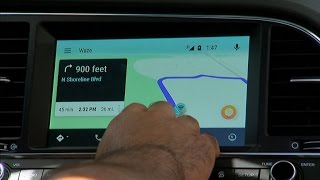 Waze makes it to Android Auto [upl. by Anuahc]