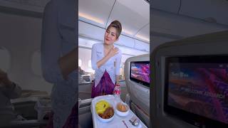 Pramugari Cantik Batik Air Menyajikan Menu Makan dalam Pesawat 😁🥰✌️ [upl. by Walther]