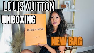 LOUIS VUITTON UNBOXING NEW BAG LOUIS VUITTON MINI BUMBAG [upl. by Acina728]