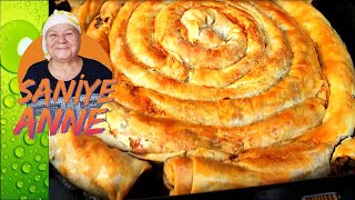 Kırmızı Biberli Patatesli Börek Tarifi [upl. by Lion]