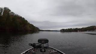 Live Lake Guntersville Bass fishing [upl. by Korten]