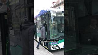 Cidade alemã oferece ônibus gratuito para todos  shorts [upl. by Valenta]