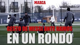 El gesto de Messi ante Ramos en un rondo del PSG ¡no hay quien se la quite I MARCA [upl. by Moorish]