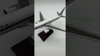 Delta Air Lines Boeing 757200 quotWidget Liveryquot DieCast Model [upl. by Esyak]