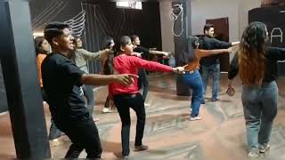 Pretty women danceWedding Choreography Easy stepfarewell danceChoreography by ankita bisht [upl. by Colinson]