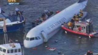 USA airways airbus A320 plane crash new york Hudson river [upl. by Asia]