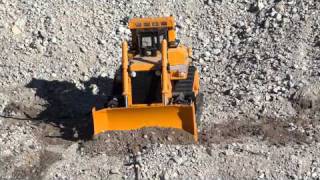 Caterpillar D10 Dozer Pushing Gravel New Bright RC [upl. by Geerts740]