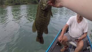 Gasconade River Fishing Labor Day Weekend Big Small Mouth BASS [upl. by Frere]