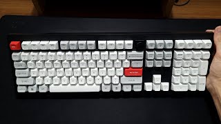 Keychron V6 Max from OSA to KSA Profile Keycaps [upl. by Engleman697]