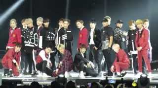 【FANCAM】 Monsta X amp Seventeen  Collaboration Stage  MAMA2015 IN Hong Kong [upl. by Acinnej]