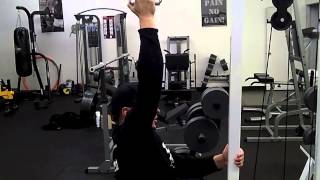 How to do Single Arm Lat Pulldowns [upl. by Noevart]