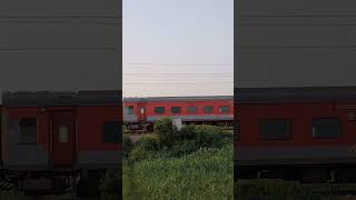 Train12372 Howrah weekly sf express WEEKLY BKN to HWH with wap7 loco no30692 railway Train [upl. by Sergo59]