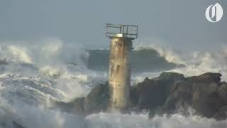 Rough waves on the Oregon coast [upl. by Otrebogad]