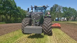 Fendt 1050 beim Grünroggen Umbruch mit einem Kuhn Bodenfräse vom Betrieb Moormann [upl. by Caye]