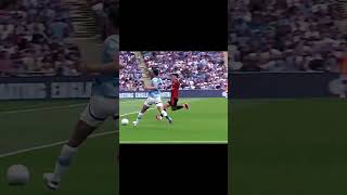 Clean tackle by Lisandro Martinez vs Manchester City lisandromartinez manchesterunited [upl. by Aicilaanna]