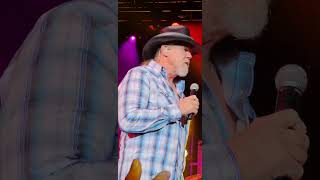 TRACE ADKINS  quotHot Mamaquot  Brown County Music Center 62923 [upl. by Nimrak]