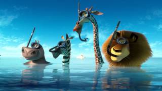 MADAGASCAR 3  Los Fugitivos  Clip Buzos [upl. by Dario]