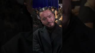 ¡Nos encanta el look de J Balvin 🖤 Siempre brillando ✨ No te pierdas los Billboards2024 esta noche [upl. by Hteazile]