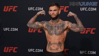 UFC 217 official weighin highlight Cody Garbrandt vs TJ Dillashaw [upl. by Jaquenette]