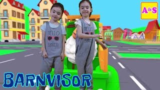 Svenska barnvisor med tvillingar Asi och Safikids pretend play song the twins [upl. by Metabel]