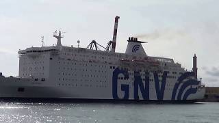 GNV  Cristal partenza per Palermo dal porto di Genova [upl. by Selrac]