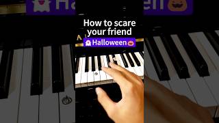 Here is how to scare your friend on Halloween🎃👻 [upl. by Mcgill]