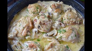 Pollo en salsa con champiñones y panceta [upl. by Bowe462]