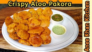 Crispy Aloo Pakora Recipe  Ramzan special Aloo ke Pakore  Aloo ke Pakode  Crispy pakoda recipe [upl. by Ellerol238]