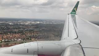 Boeing 737800 FlySafair Landing at OR Tambo International Airport [upl. by Marela]