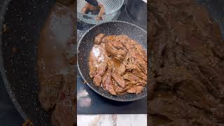 Boeuf sauté aux oignons beef recipe [upl. by Elleral796]