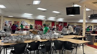 Thomasville volunteers serve over 1800 meals at Thanksgiving community event [upl. by Asiat876]