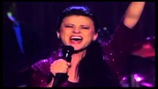 Tracey Ullman They Dont Know About Us Live [upl. by Ostraw]