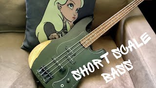 Samick short scale bass  diy mods [upl. by Lamont]