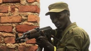 Somalie lUE forme les soldats du pays contre le terrorisme [upl. by Esiralc103]