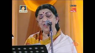 Dil Deewana  Lata Mangeshkar Live Concert An Era In Evening 1997  Maine Pyar Kiya 1989 [upl. by Yunfei]