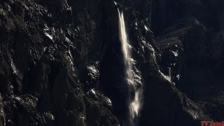 CIRQUE amp Cascades de GAVARNIE  Bigorre  Pyrénées Fantastiques  Pyrêve  Clip Tv Izard [upl. by Eelnyl645]