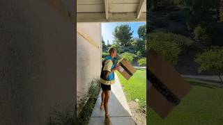 Amazon delivery driver gets enraged after not receiving a tip 😱 [upl. by Merton668]